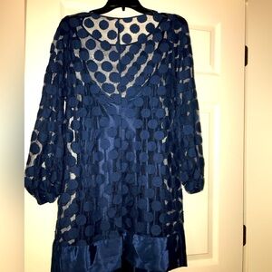 Laundry, dark blue size 6, perfect condition.